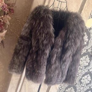 Luxurious Real Silver Fur Coat/Jacket M